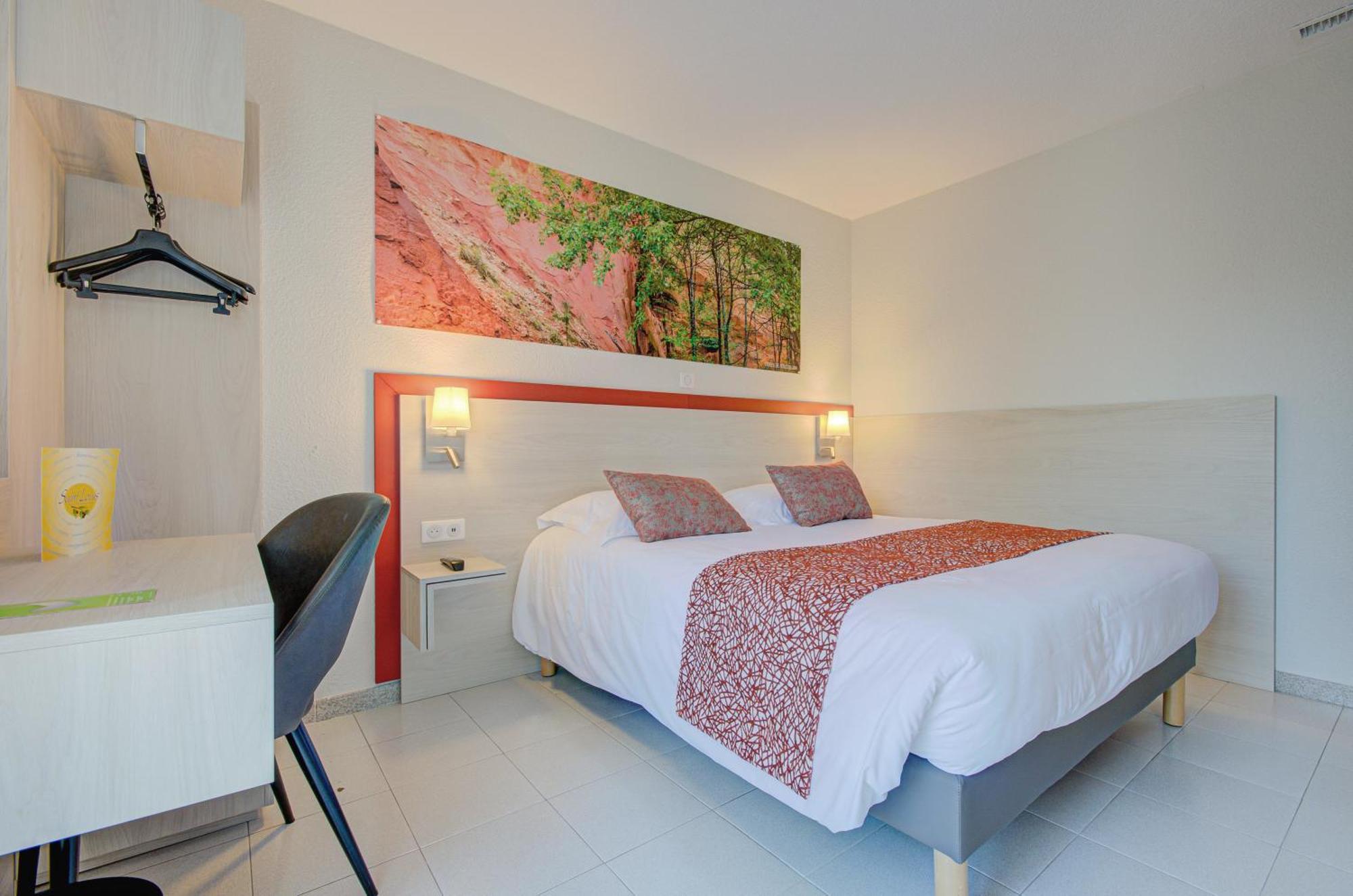 Hotel Saint Louis Le Thor Ngoại thất bức ảnh